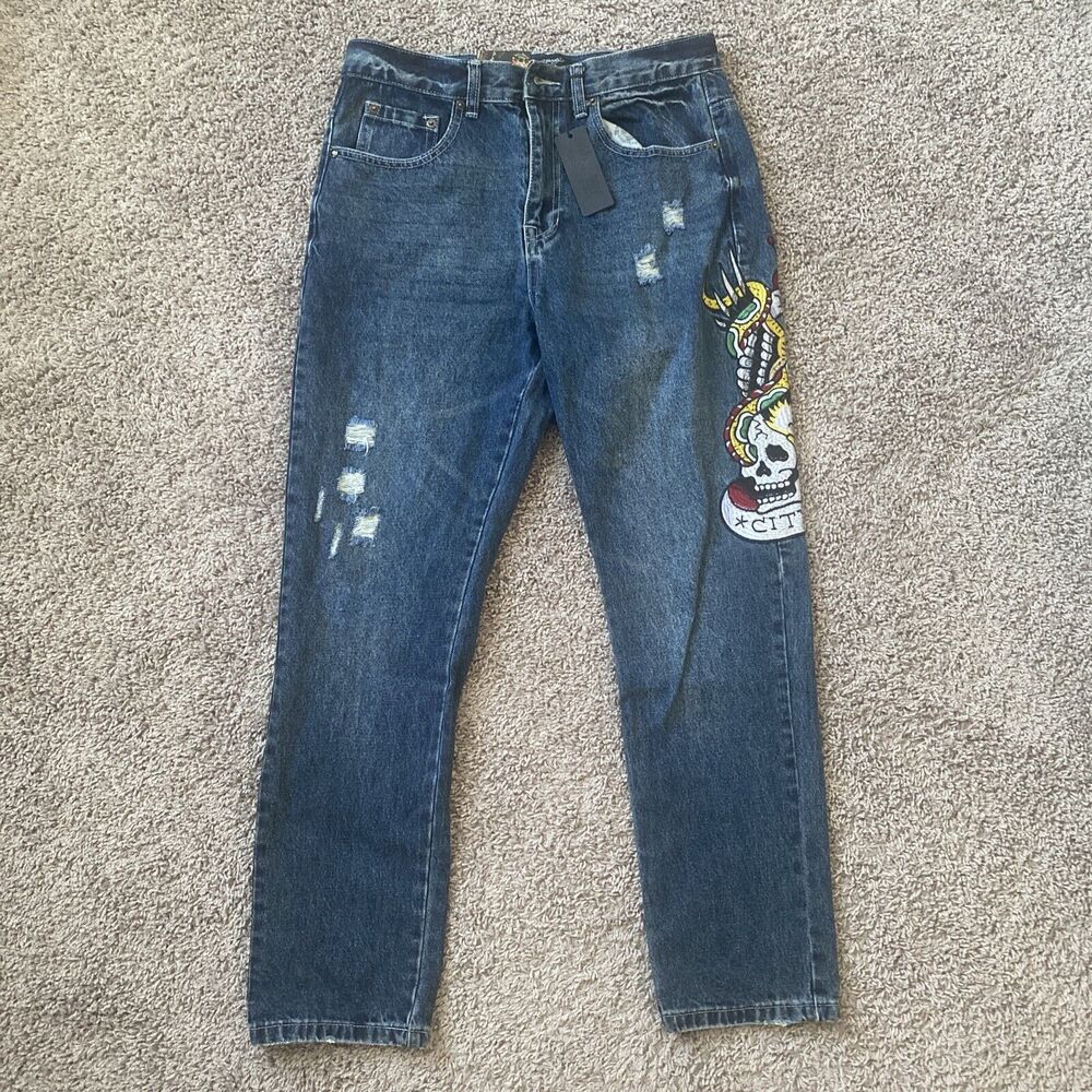 ED HARDY NWT Slim Tapered New York City Eagle Patch Distressed  Jeans Size 32